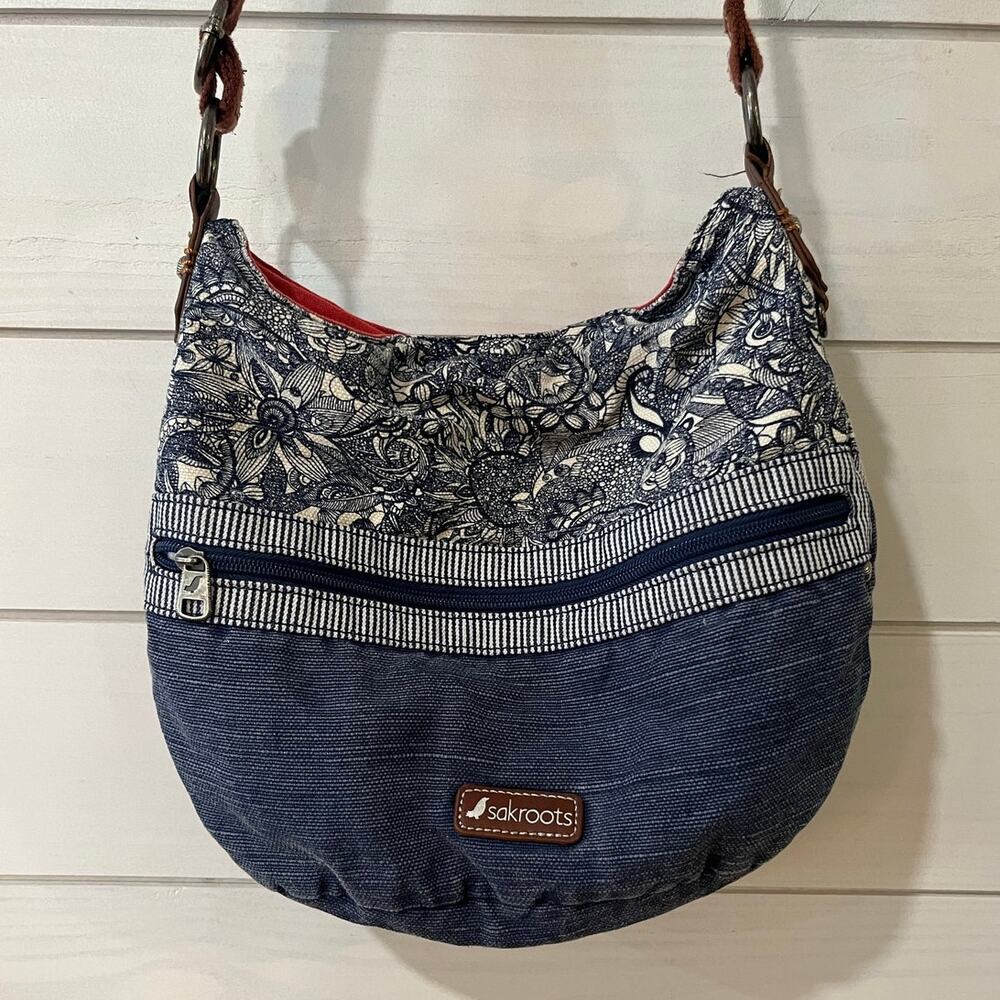 Sakroots | Navy Blue & Cream Floral Print Crossbody Bag